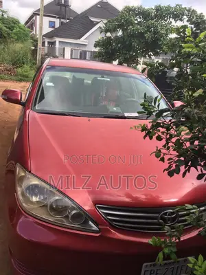 Toyota Camry 2006 Red