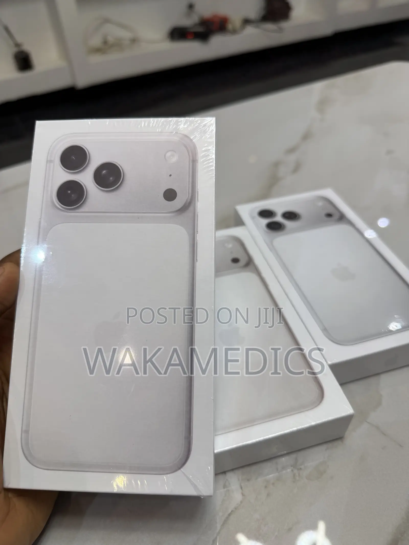 New Apple iPhone 17 Pro Max 2 TB Gray