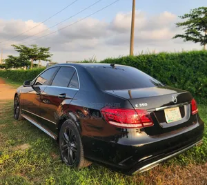 Mercedes-Benz E350 2009 Black