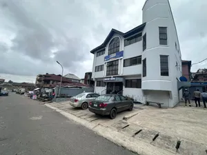 4 Rooms Office Space at Veterinary Junction Mokola Ibadan