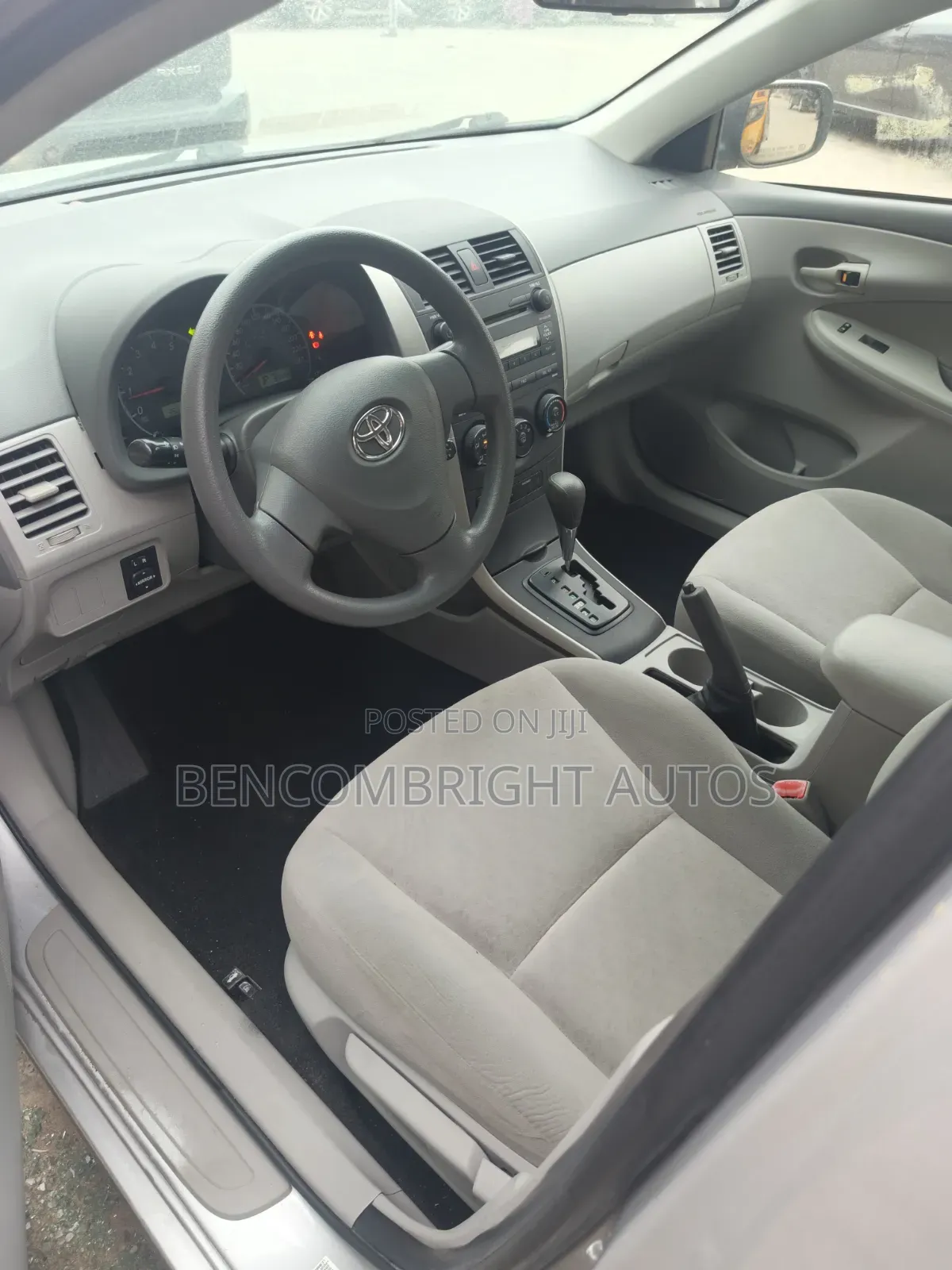 Toyota Corolla 2009 Silver
