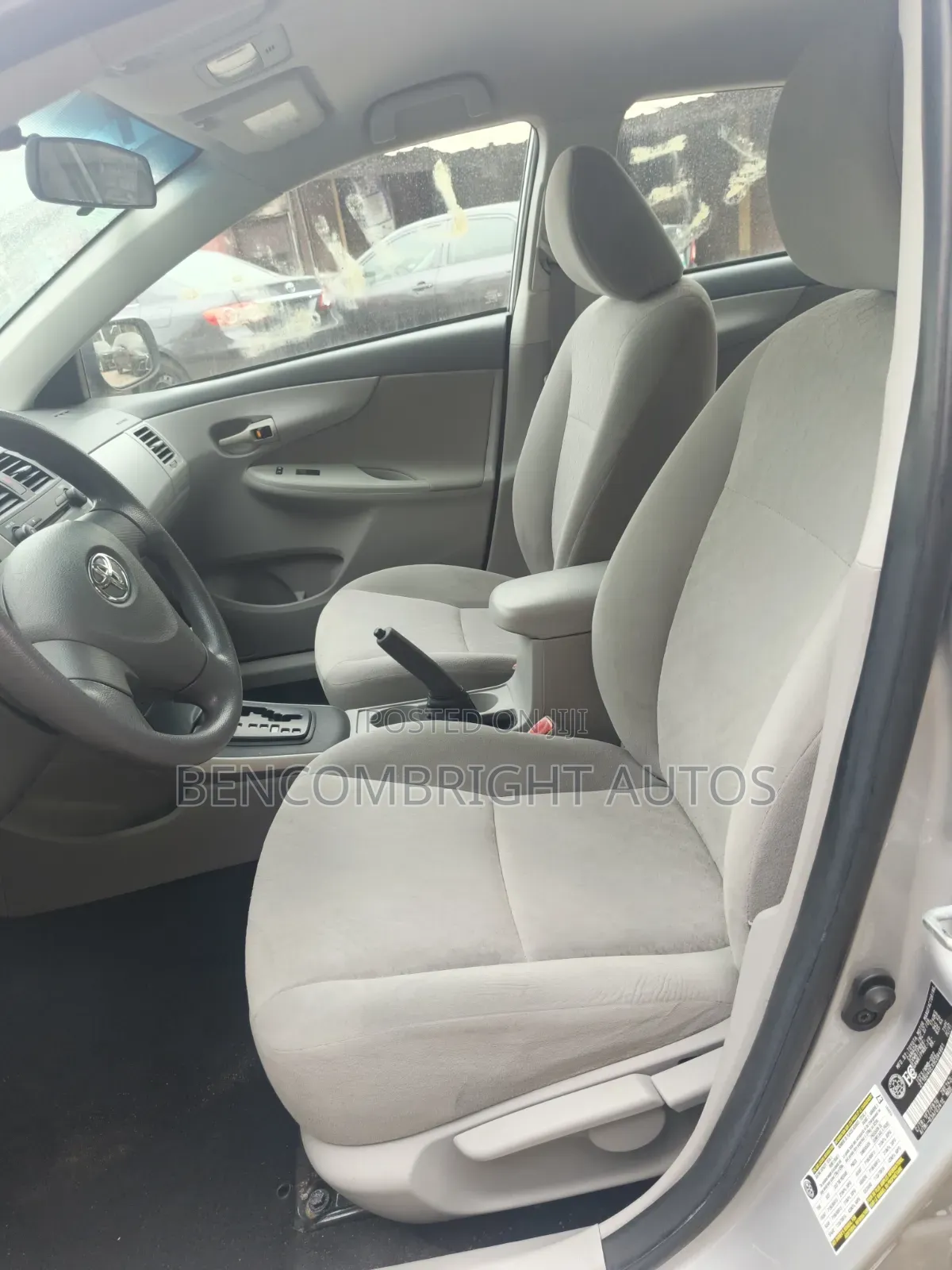 Toyota Corolla 2009 Silver