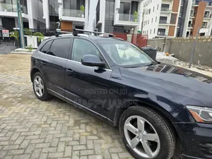 Audi Q5 2012 Blue