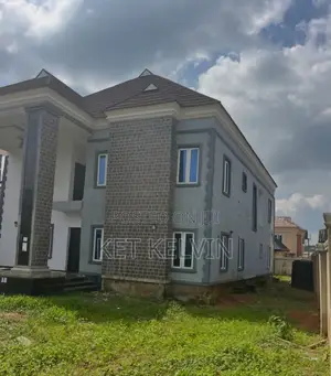 5bdrm Duplex in Topklass Biz Hub, Akure for sale
