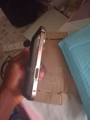 iPhone 16 Promax Pouch