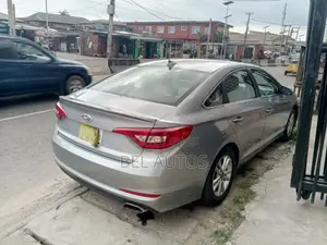 Hyundai Sonata SE 2017 Gray