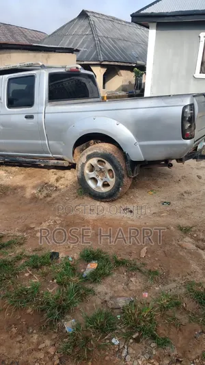 Nissan Frontier XE-V6 4x2 Long Bed Crew Cab 131 in. WB 2002 Silver