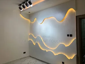 Best Studio Decorator