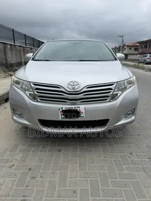 Toyota Venza V6 AWD 2011 Silver
