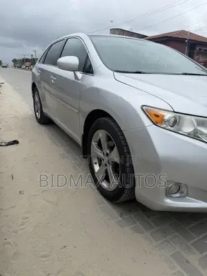 Toyota Venza V6 AWD 2011 Silver