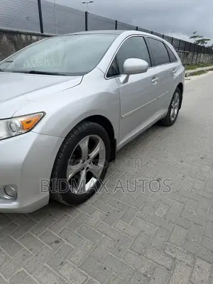 Toyota Venza V6 AWD 2011 Silver