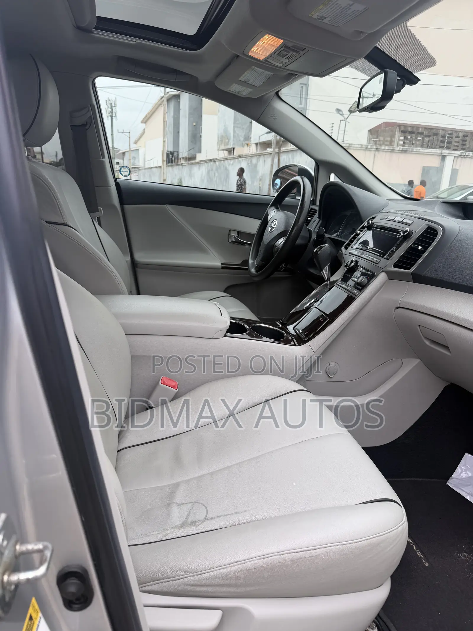 Toyota Venza V6 AWD 2011 Silver