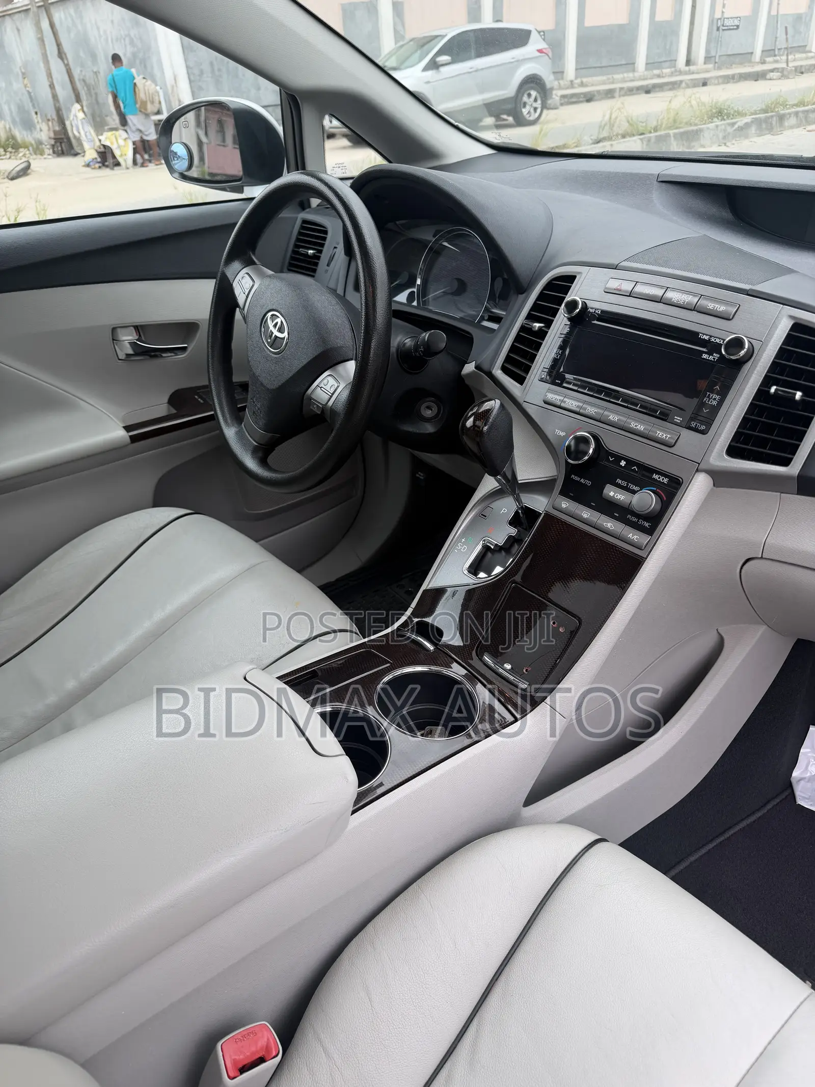 Toyota Venza V6 AWD 2011 Silver