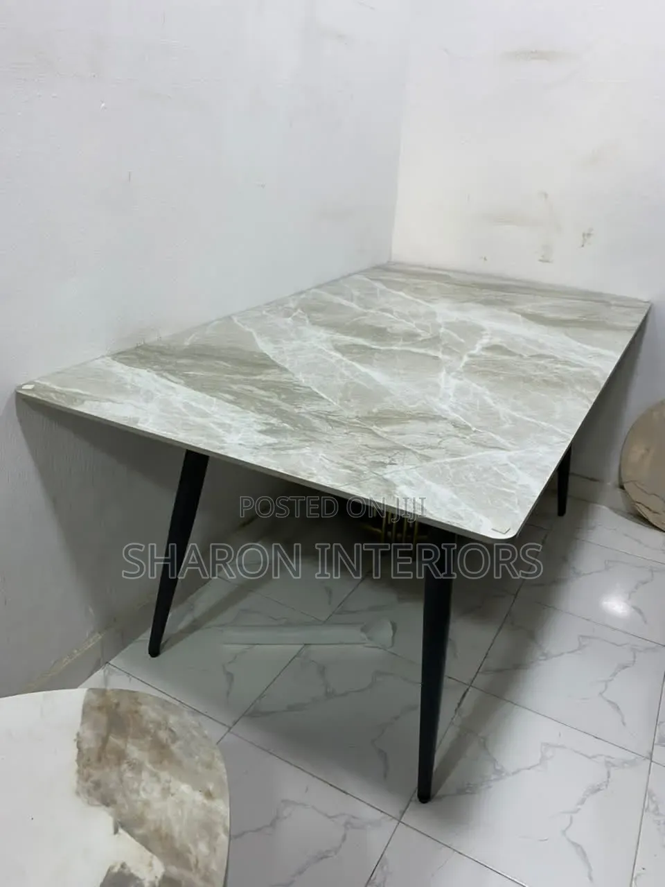 Imported Dinning Top