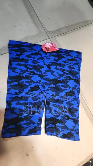 Woman Inner Tight