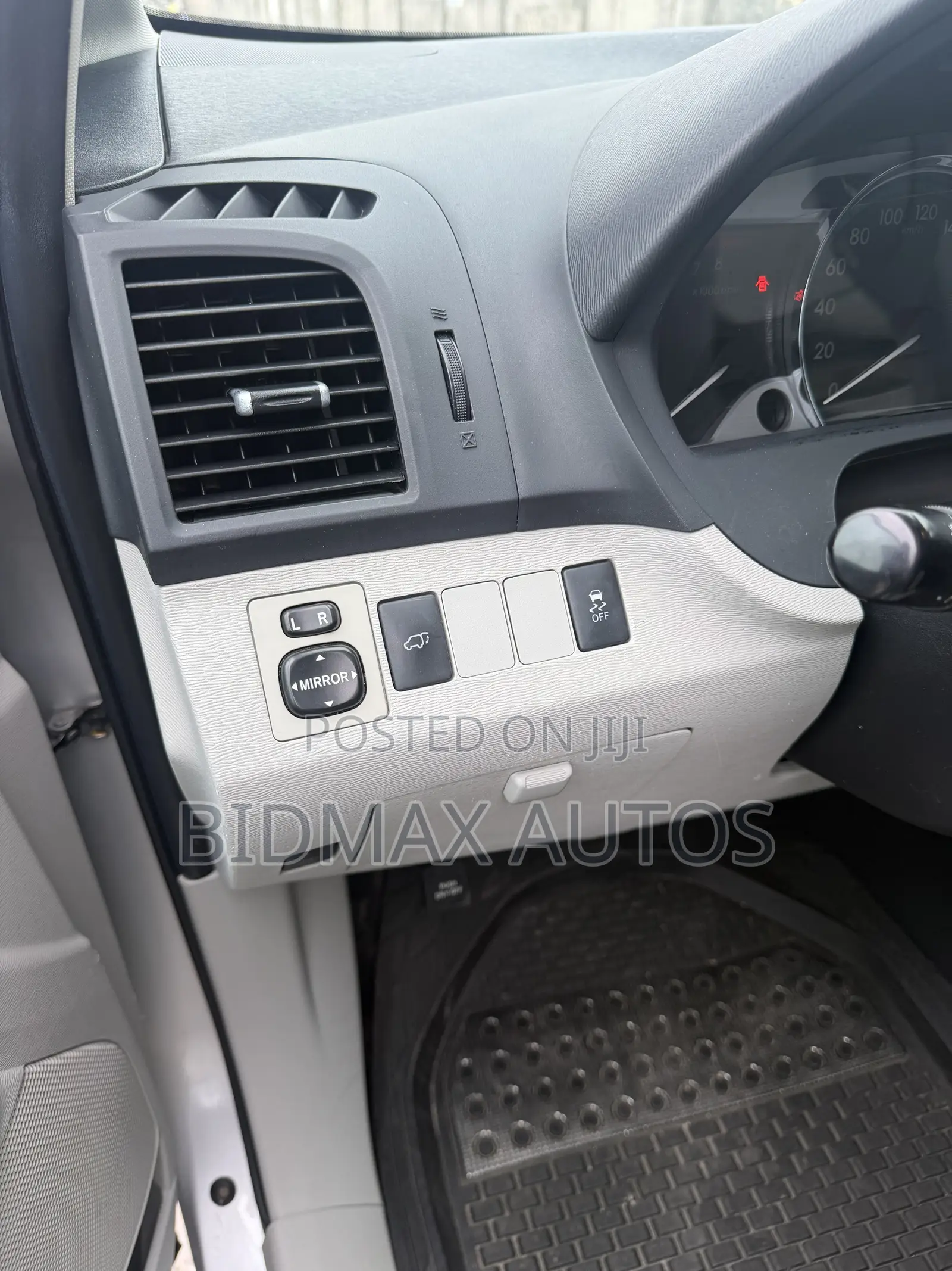 Toyota Venza V6 AWD 2011 Silver