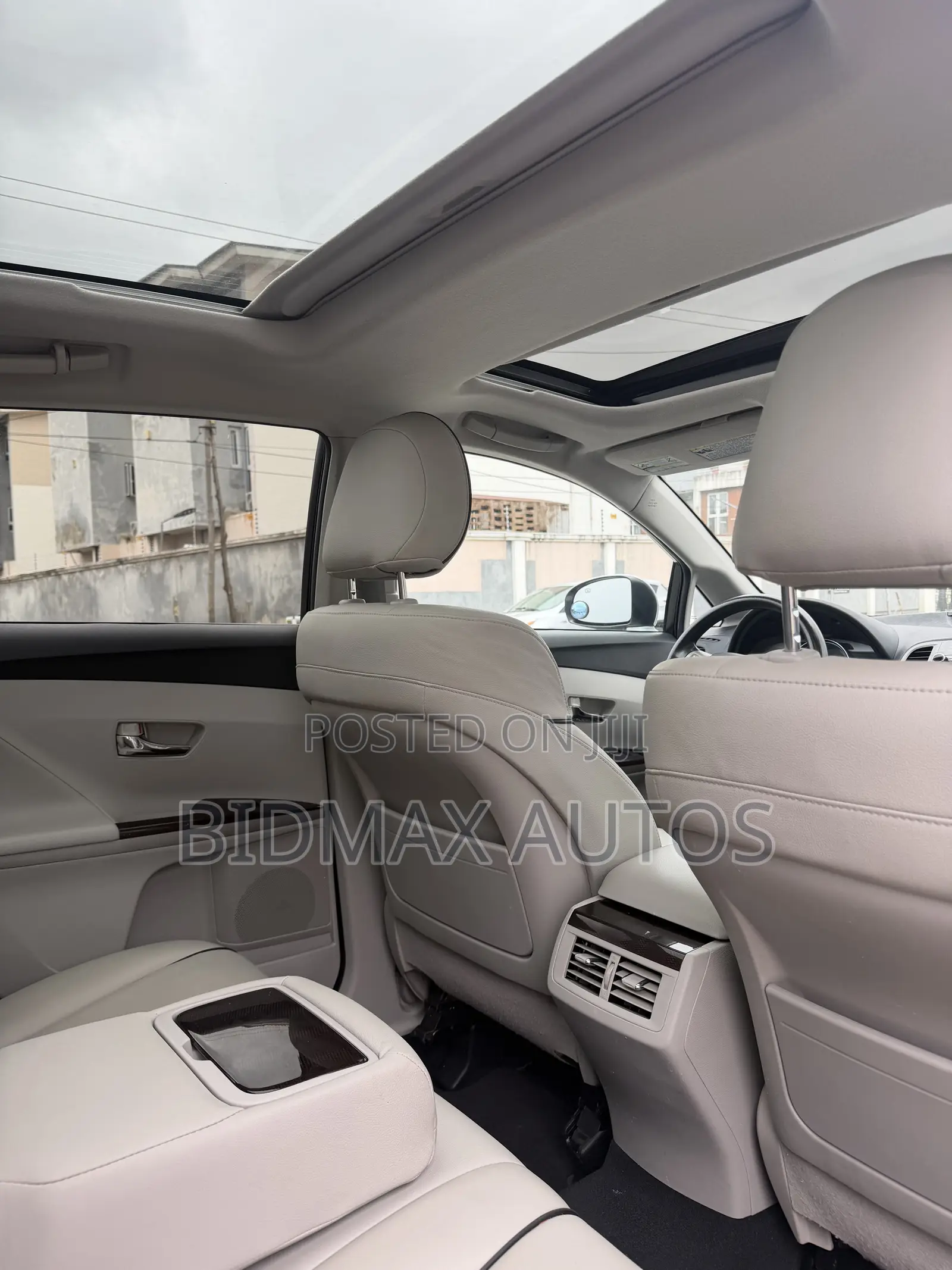 Toyota Venza V6 AWD 2011 Silver