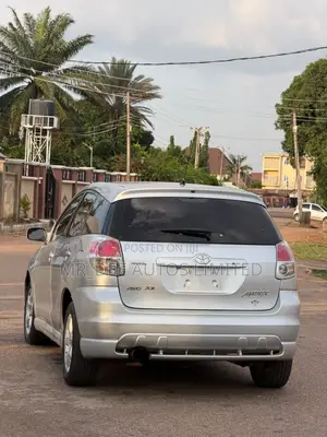 Toyota Matrix 2005 Silver