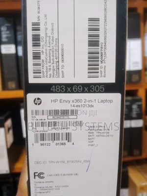 New Laptop HP Envy 14 8GB Intel Core 5 SSD 512GB