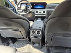 Mercedes-Benz G-Class 2025 Blue