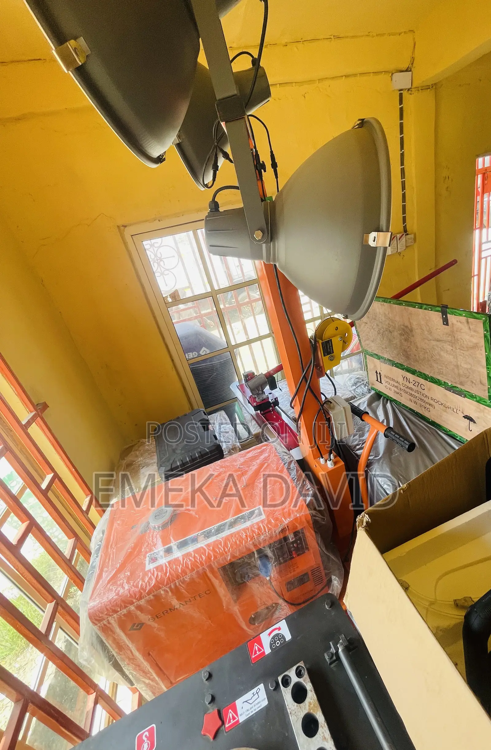 Portable Site Working Light Tower.