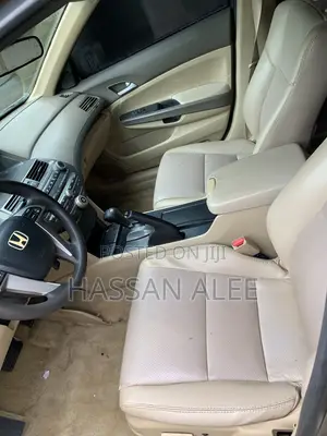 Honda Accord 2008 Gold