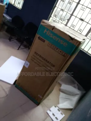 Spacious Freezer Hisense 176l Refrigerator