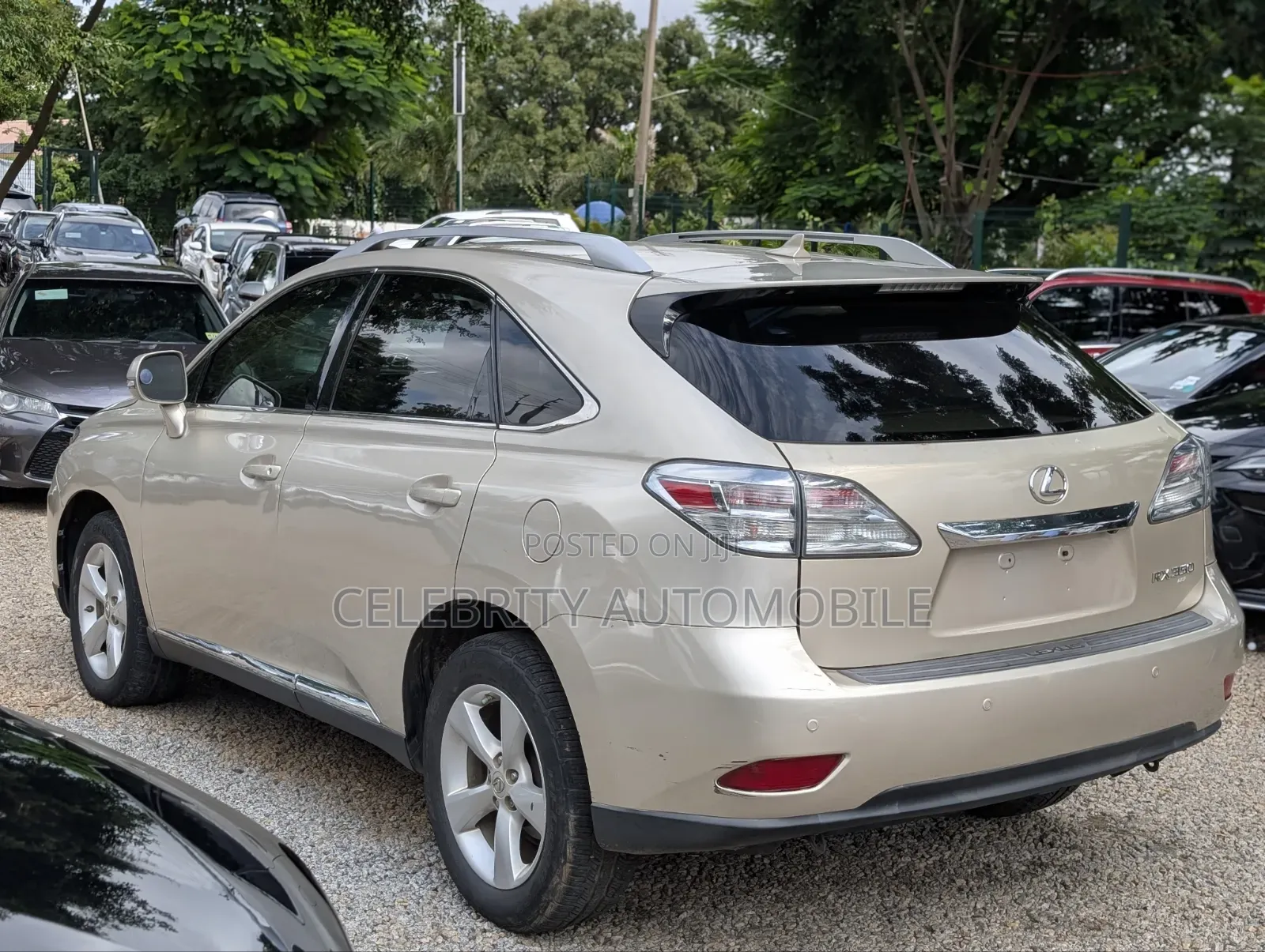 Lexus RX 2011 Gold