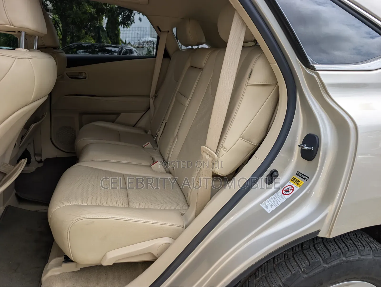 Lexus RX 2011 Gold