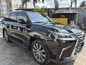Lexus LX 2017 Black