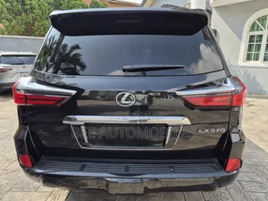 Lexus LX 2017 Black