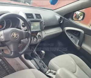 Toyota RAV4 2008 Red
