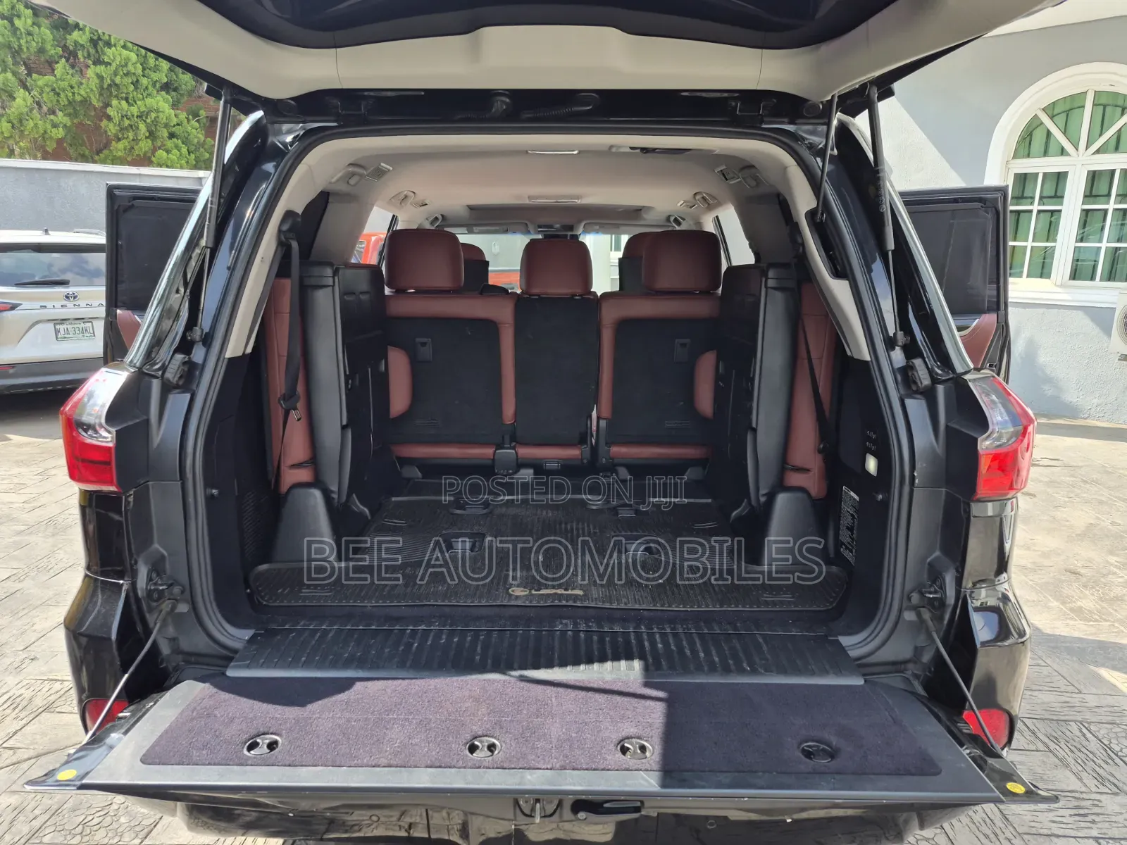 Lexus LX 2017 Black