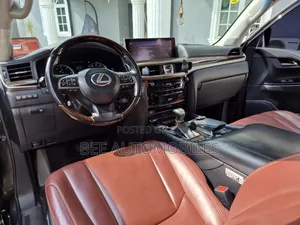 Lexus LX 2017 Black