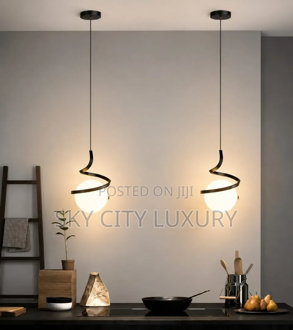 Moon Single Dropping Pendant Light
