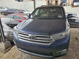 Toyota Highlander 2012 Blue