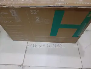 Hisense 32" Smart LED TV – Ready to Plug Play