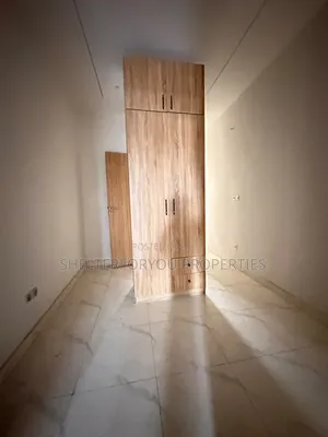 4bdrm Duplex in Ikota for rent