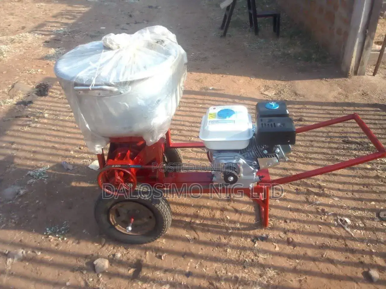 Akpu Pounder