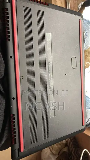 Laptop Dell Inspiron 15 5576 16GB AMD SSD 256GB