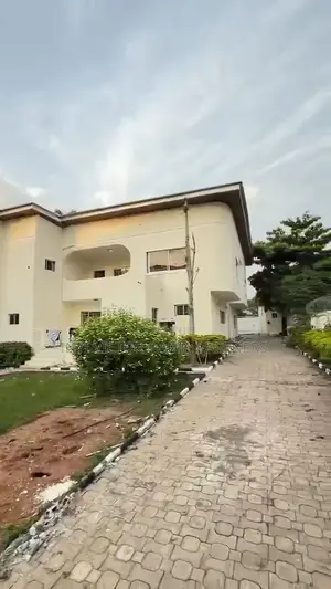 2bdrm Apartment in Maitama for rent