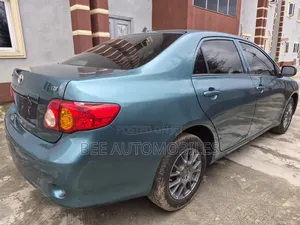 Toyota Corolla 2010 Green