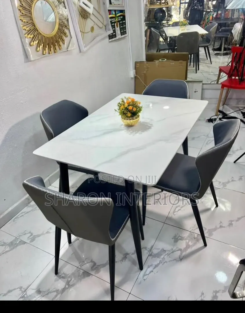 Luxury Dinning by 4