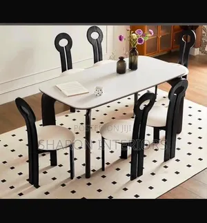 Modern Luxury Dinning Table and 6 Chairs