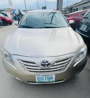 Toyota Camry 2007 Gold