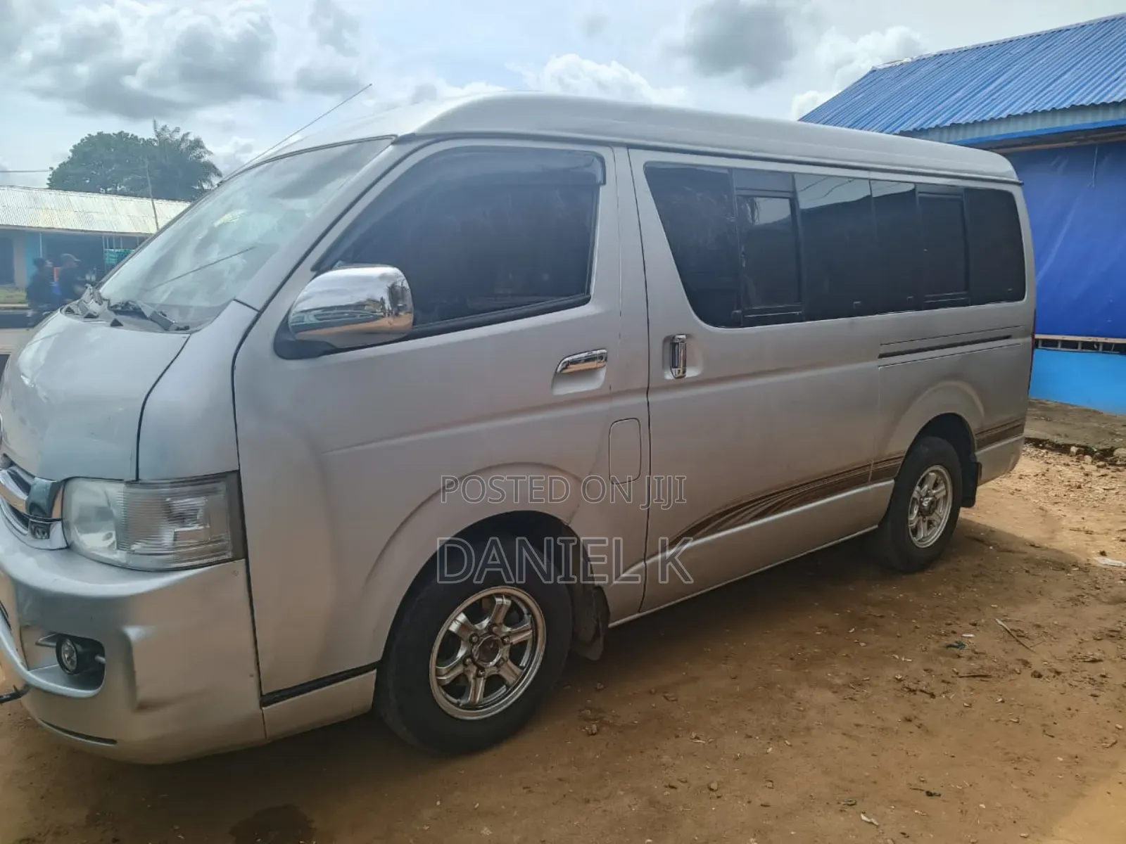 Toyota HiAce 2012 Grey