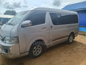 Toyota HiAce 2012 Grey