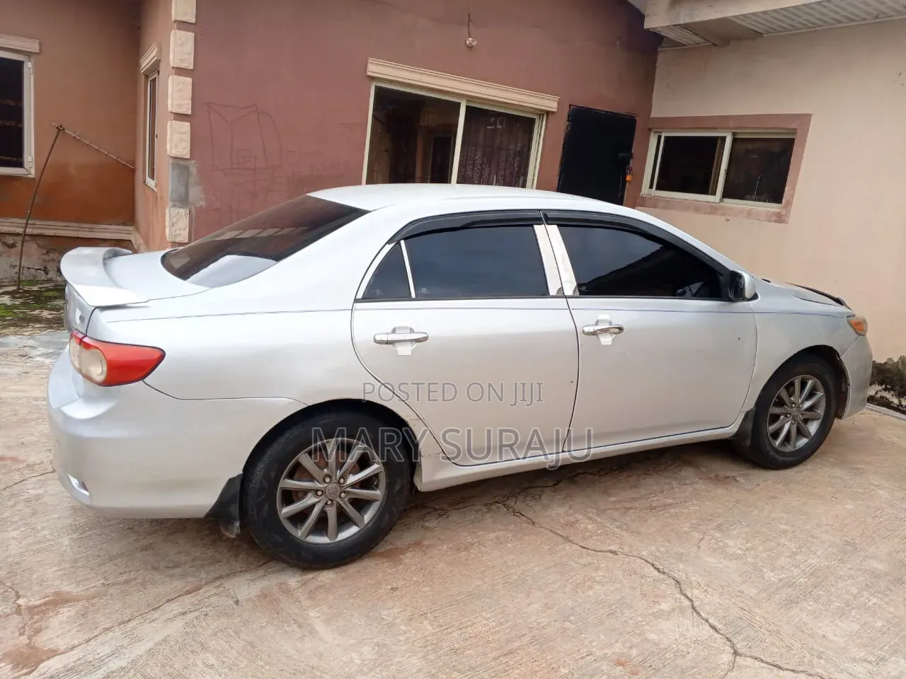 Toyota Corolla 2012 White