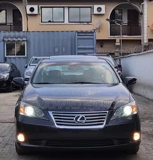 Lexus ES 350 2011 Gray