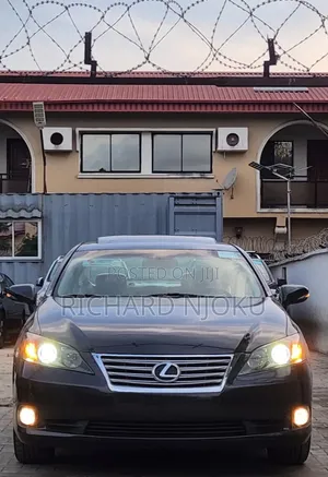 Lexus ES 350 2011 Gray
